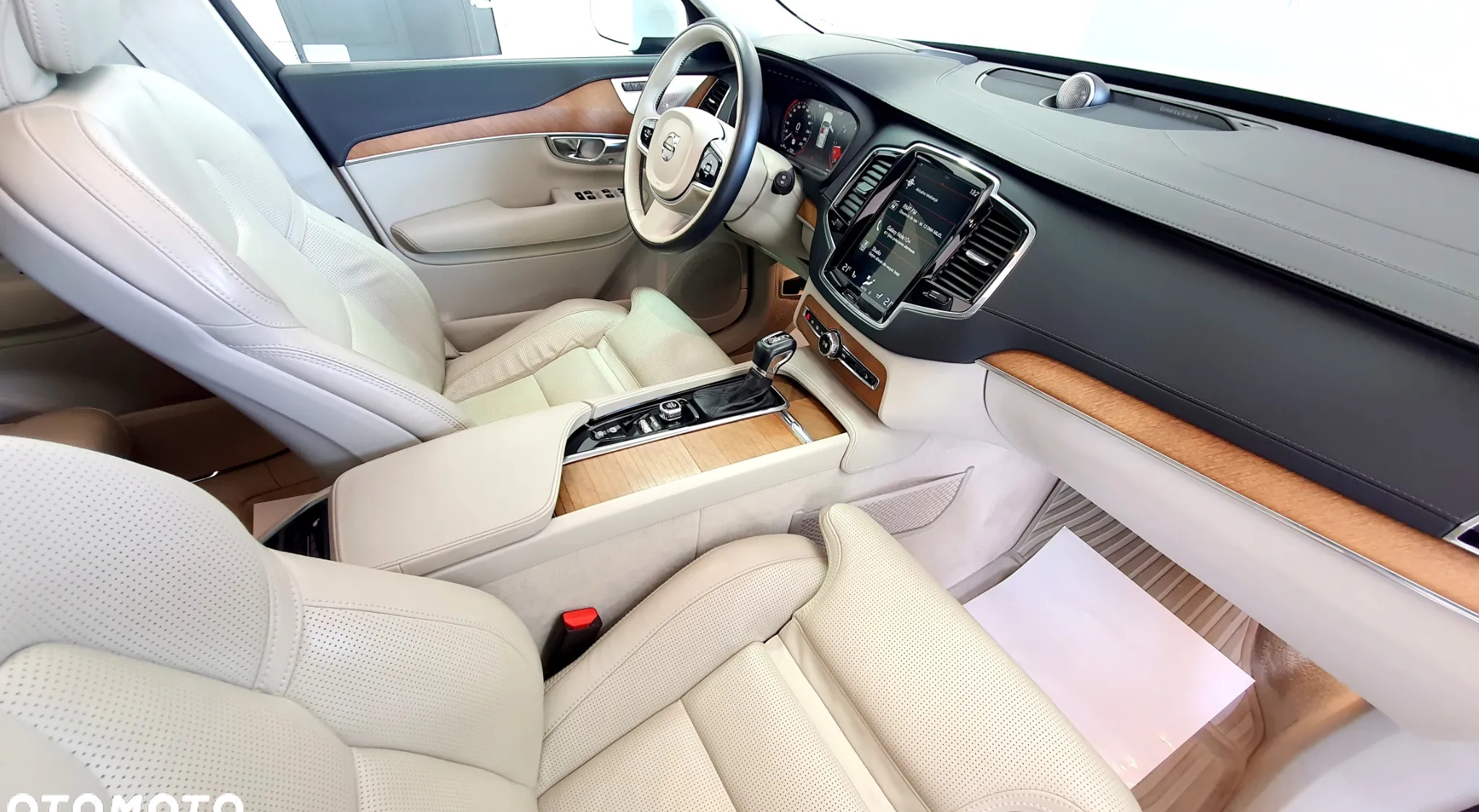 Volvo XC 90 cena 197900 przebieg: 125000, rok produkcji 2019 z Zalewo małe 781